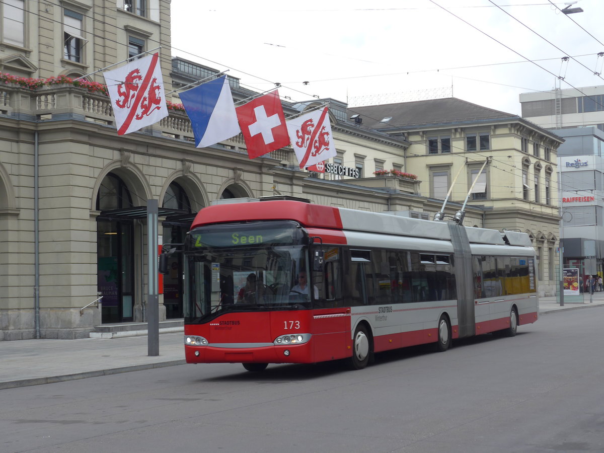 (194'086) - SW Winterthur - Nr. 173 - Solaris Gelenktrolleybus am 17. Juni 2018 beim Hauptbahnhof Winterthur