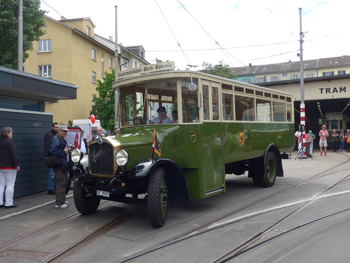 (194'357) - SVB Bern (Bernmobil historique) - Nr. 5/BE 29'005 - Saurer am 24. Juni 2018 in Bern, Weissenbhl