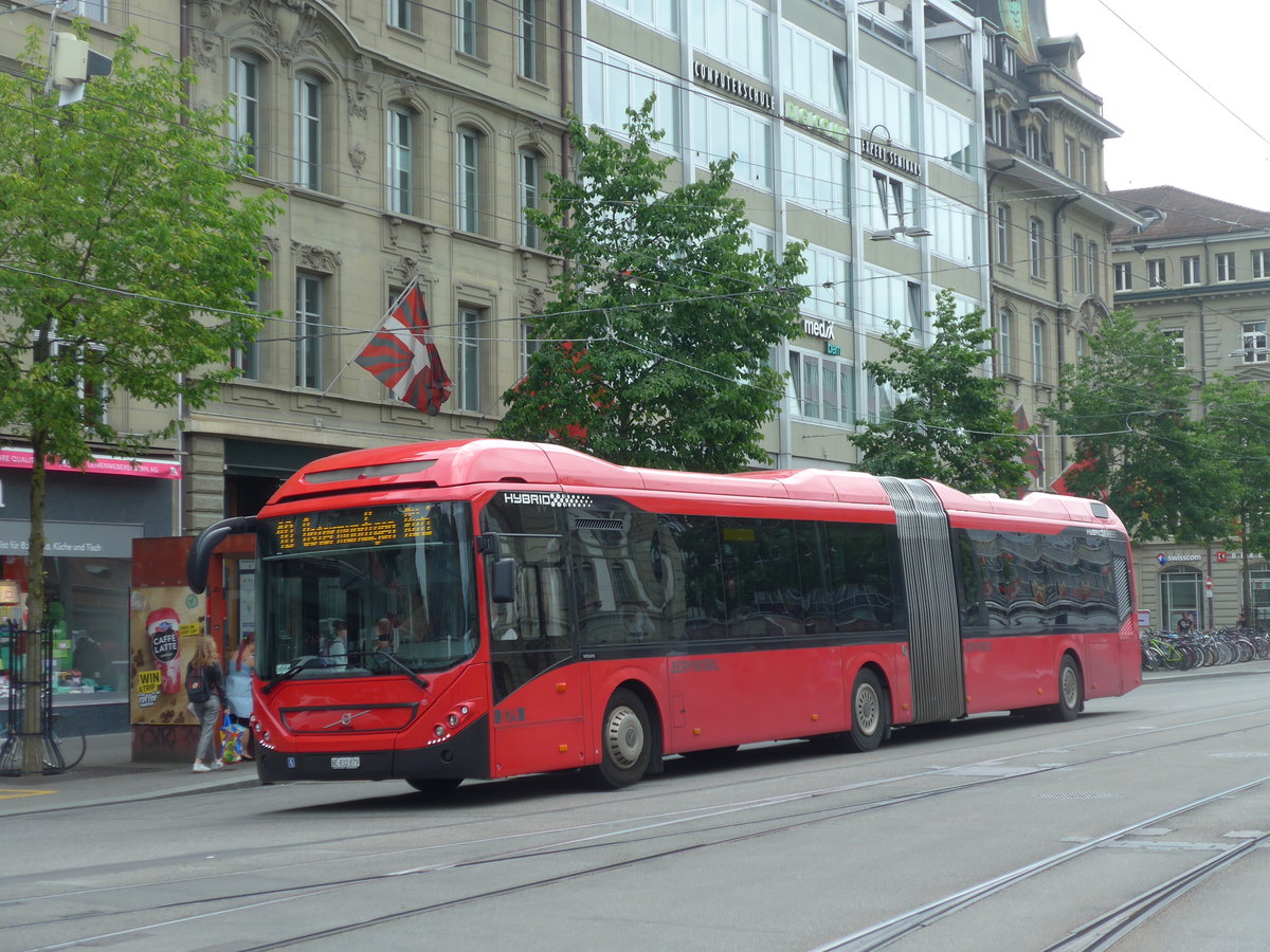 (194'374) - Bernmobil, Bern - Nr. 879/BE 832'879 - Volvo am 24. Juni 2018 beim Bahnhof Bern