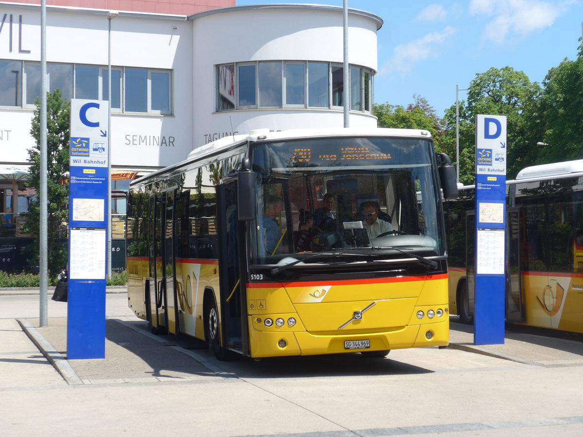 (194'586) - Schmidt, Oberbren - SG 344'969 - Volvo am 7. Juli 2018 beim Bahnhof Wil
