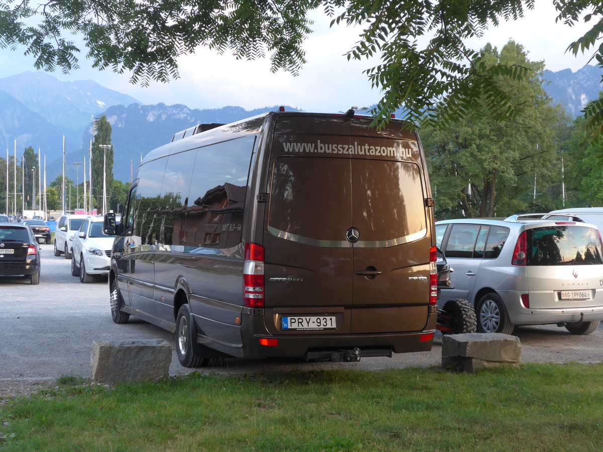 (194'760) - Aus Ungarn: Busszalutazom, Nezokovesd - PRY-931 - Mercedes am 13. Juli 2018 in Thun, Lachenwiese