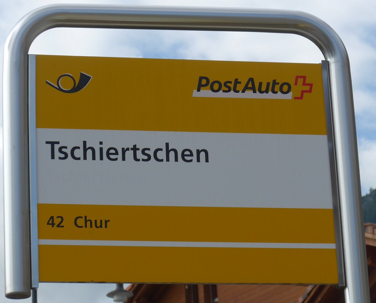 (194'799) - PostAuto-Haltestellenschild - Tschiertschen, Tschiertschen - am 15. Juli 2018