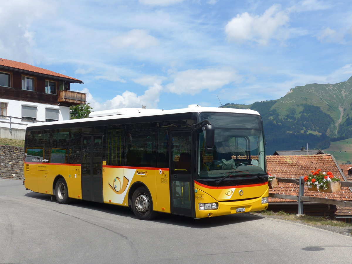 (194'837) - PostAuto Graubnden - GR 168'876 - Irisbus am 15. Juli 2018 in Tschiertschen, Kehrplatz