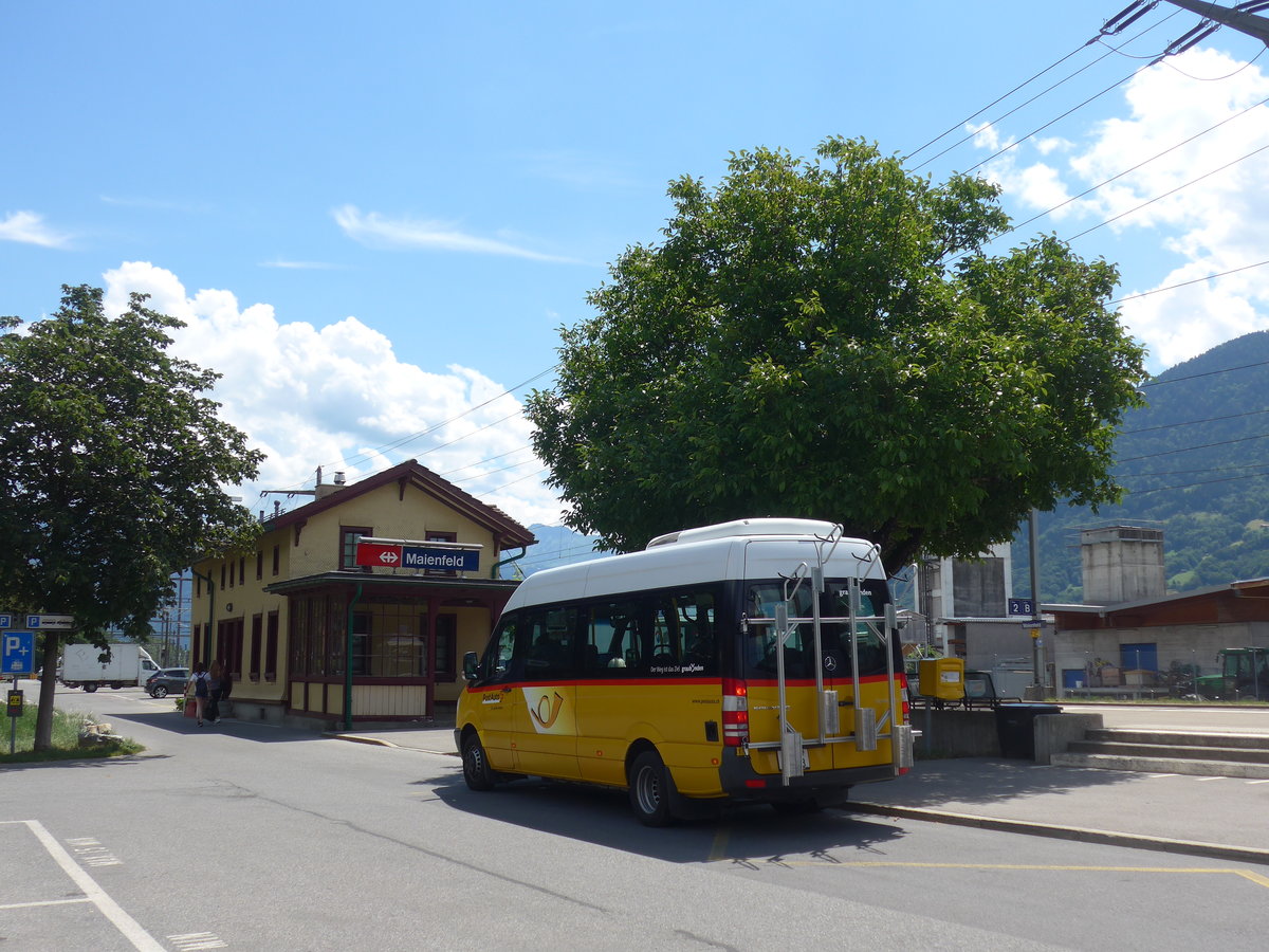 (194'871) - Ackermann, Says - GR 42'843 - Mercedes (ex PostAuto Graubnden) am 15. Juli 2018 beim Bahnhof Maienfeld