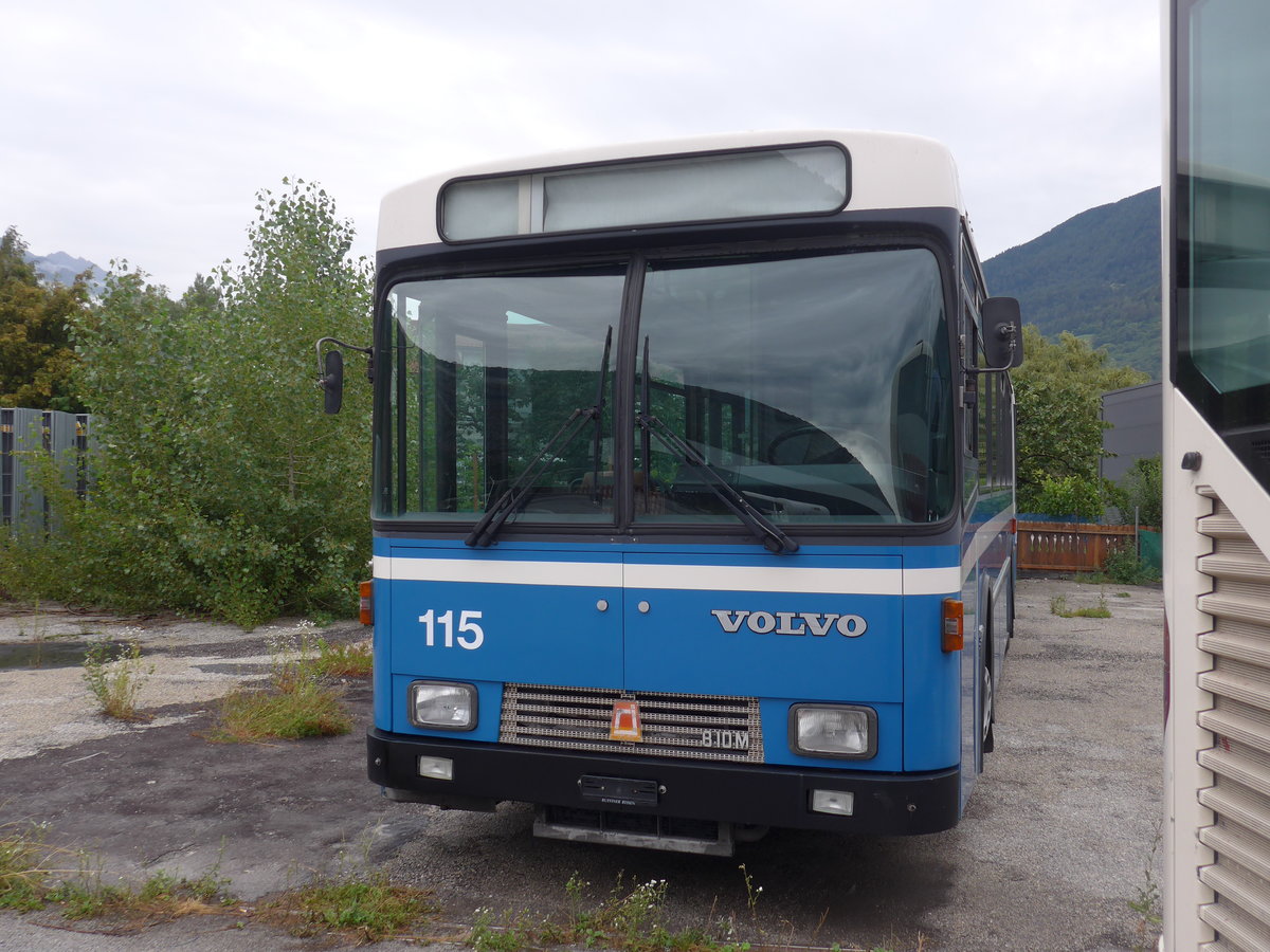 (194'916) - Ruffiner, Turtmann - Nr. 115 - Volvo/R&J (ex VBL Luzern Nr. 115) am 21. Juli 2018 in Turtmann, Garage