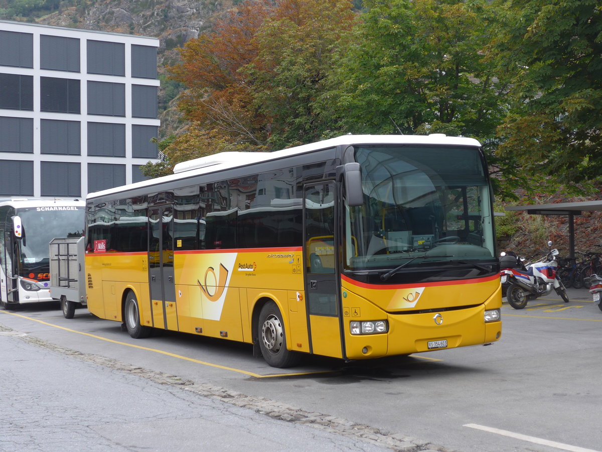 (194'927) - PostAuto Wallis - VS 354'603 - Irisbus am 21. Juli 2018 beim Bahnhof Brig