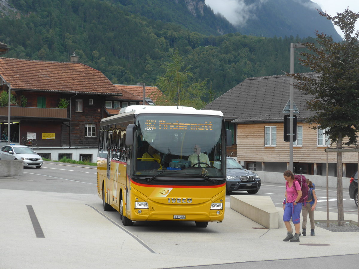 (194'983) - PostAuto Bern - BE 476'689 - Iveco am 21. Juli 2018 in Innertkirchen, Grimseltor