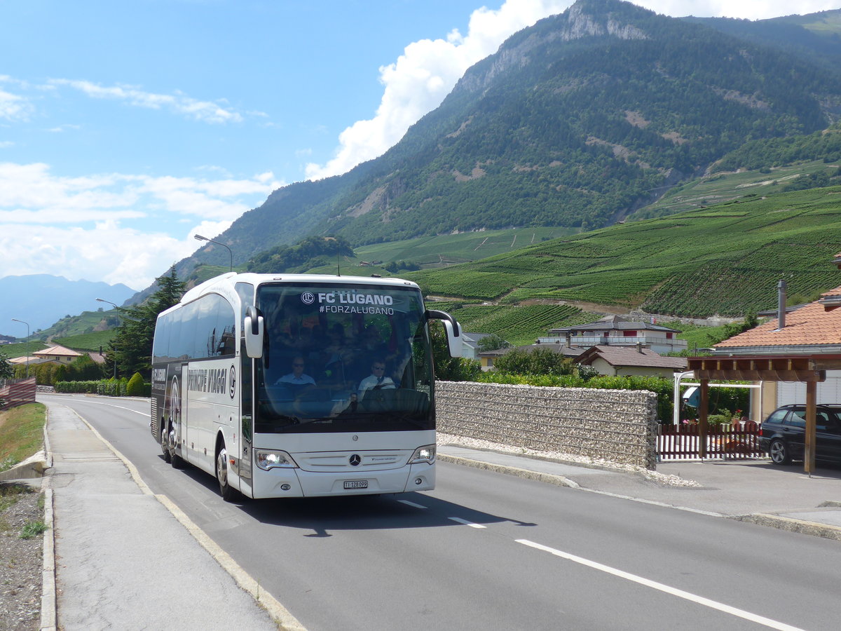 (195'035) - Principe Viaggi, Lugano - TI 128'099 - Mercedes am 22. Juli 2018 in Leytron, Route de Saillon