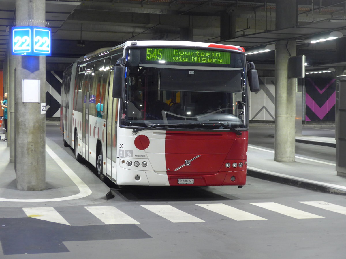(195'331) - TPF Fribourg - Nr. 100/FR 300'223 - Volvo am 31. Juli 2018 in Fribourg, Busbahnhof