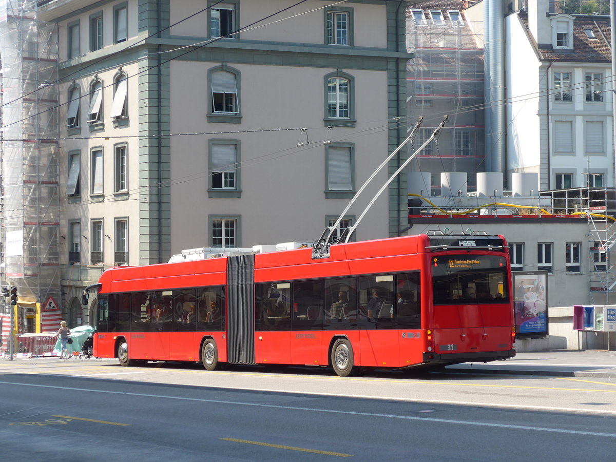 (195'672) - Bernmobil, Bern - Nr. 31 - Hess/Hess Gelenktrolleybus am 6. August 2018 in Bern, Schanzenstrasse