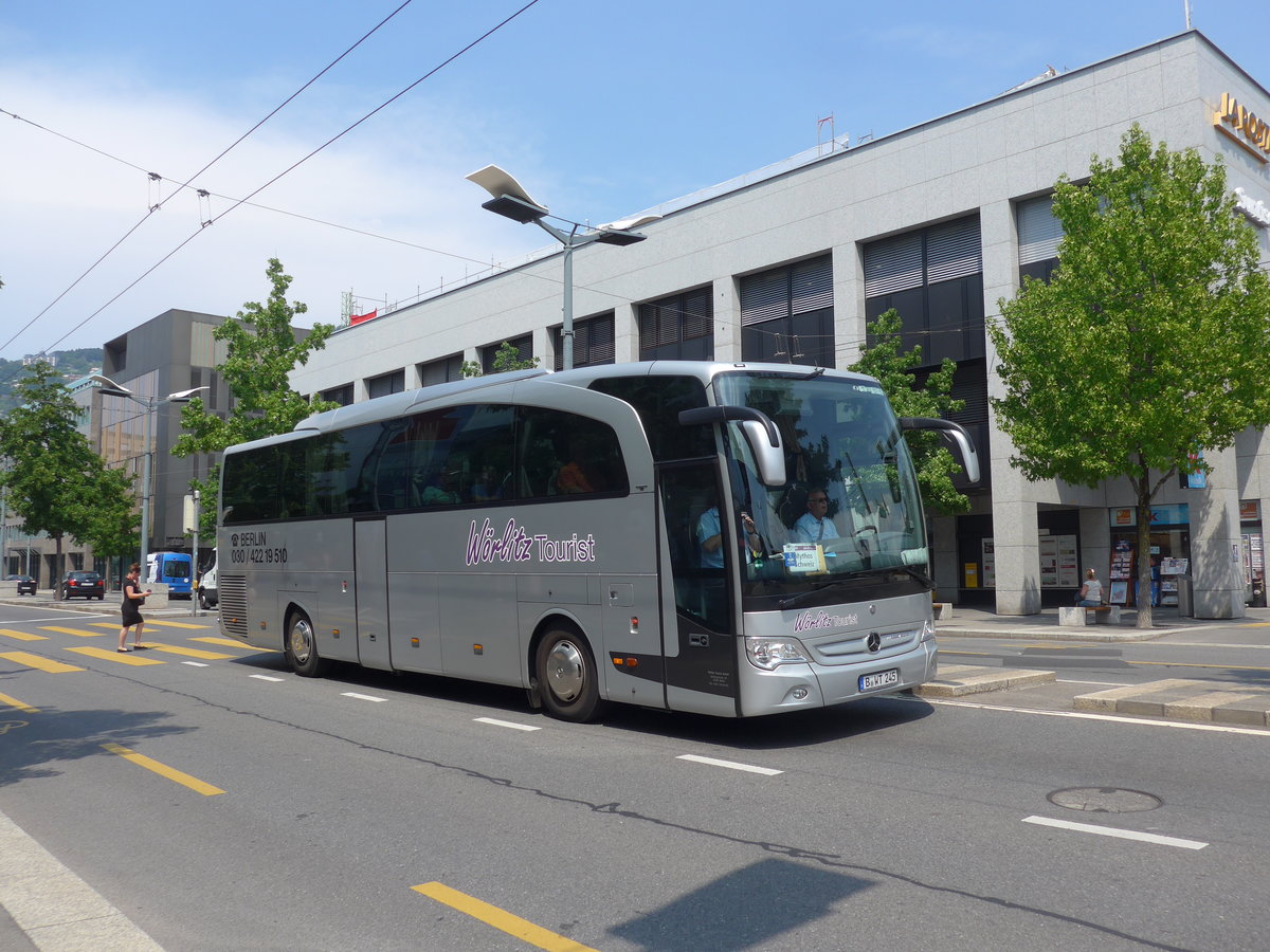 (195'696) - Aus Deutschland: Wrlitz, Berlin - B-WT 245 - Mercedes am 6. August 2018 beim Bahnhof Vevey