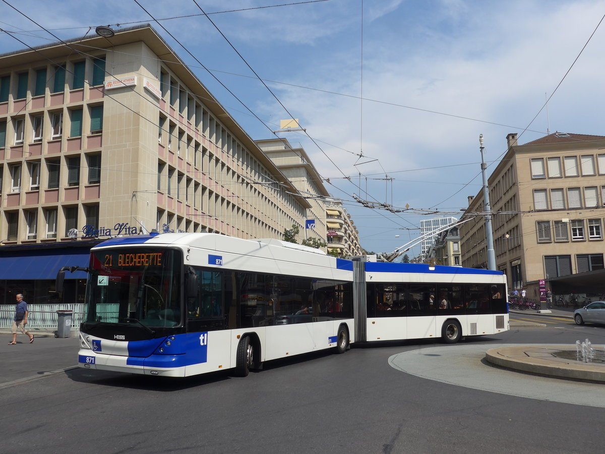 (195'741) - TL Lausanne - Nr. 871 - Hess/Hess Gelenktrolleybus am 6. August 2018 beim Bahnhof Lausanne