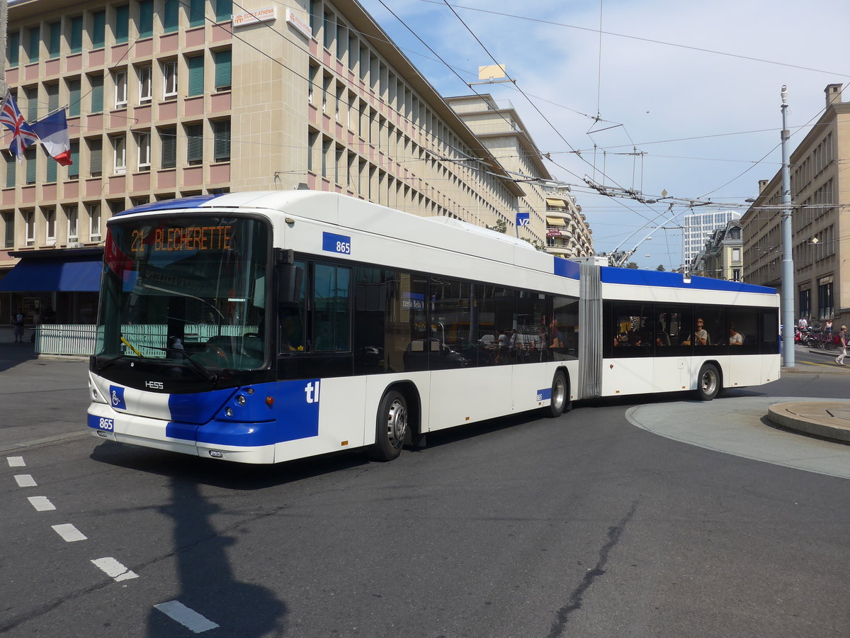 (195'765) - TL Lausanne - Nr. 865 - Hess/Hess Gelenktrolleybus am 6. August 2018 beim Bahnhof Lausanne