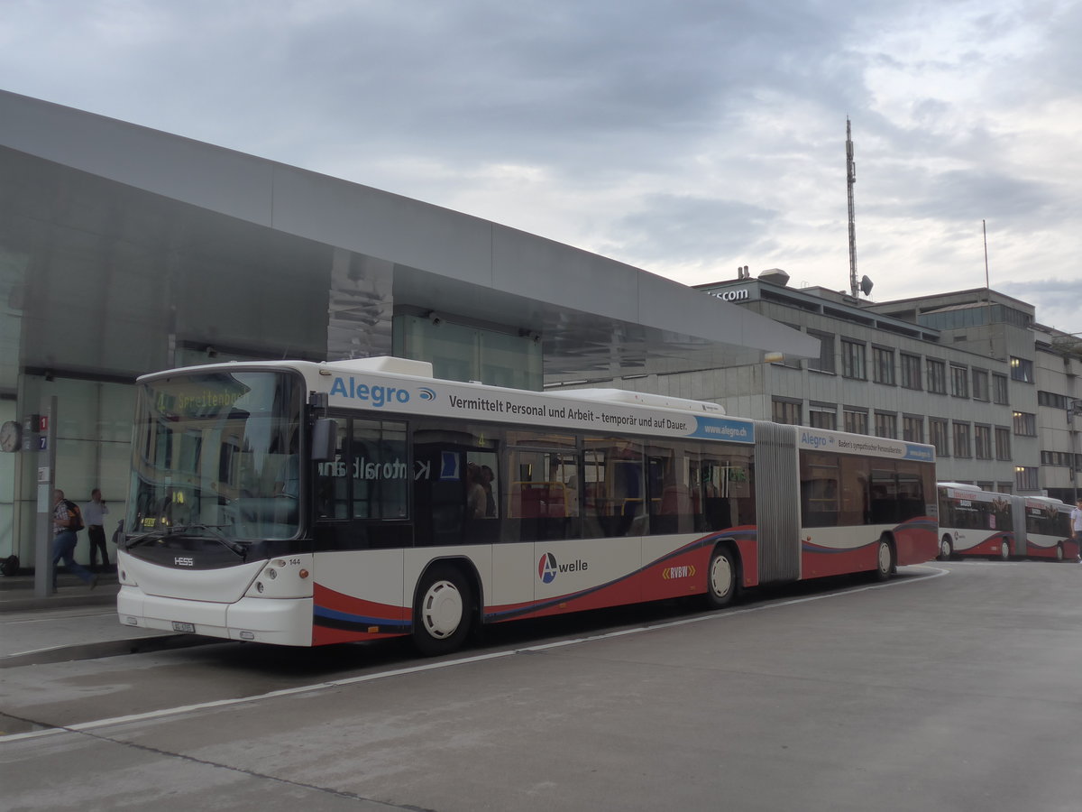 (195'859) - RVBW Wettingen - Nr. 144/AG 6765 - Scania/Hess am 17. August 2018 beim Bahnhof Baden