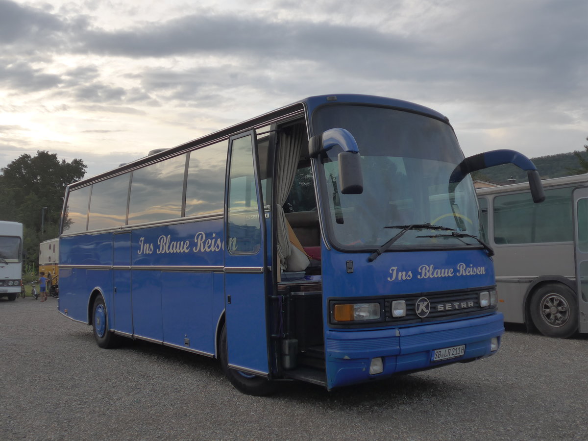 (195'887) - Aus Deutschland: Ins Blaue Reisen - SB-LR 211H - Setra am 17. August 2018 in Wettingen, Zirkuswiese 