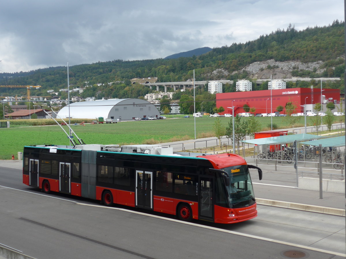 (196'494) - VB Biel - Nr. 100 - Hess/Hess Gelenktrolleybus am 3. September 2018 in Biel, Stadien