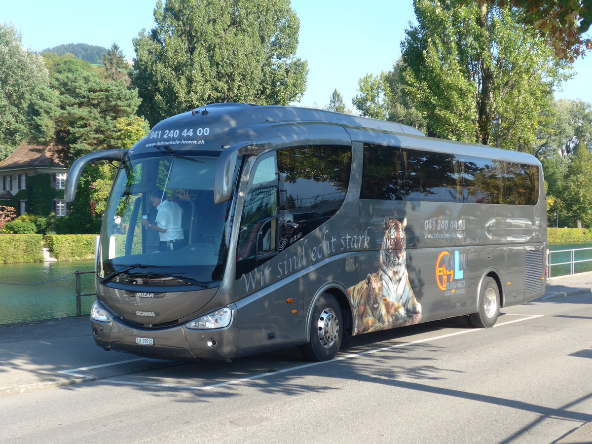 (196'616) - Klin+Burkhard, Luzern - LU 15'512 - Scania/Irizar am 8. September 2018 bei der Schifflnde Thun