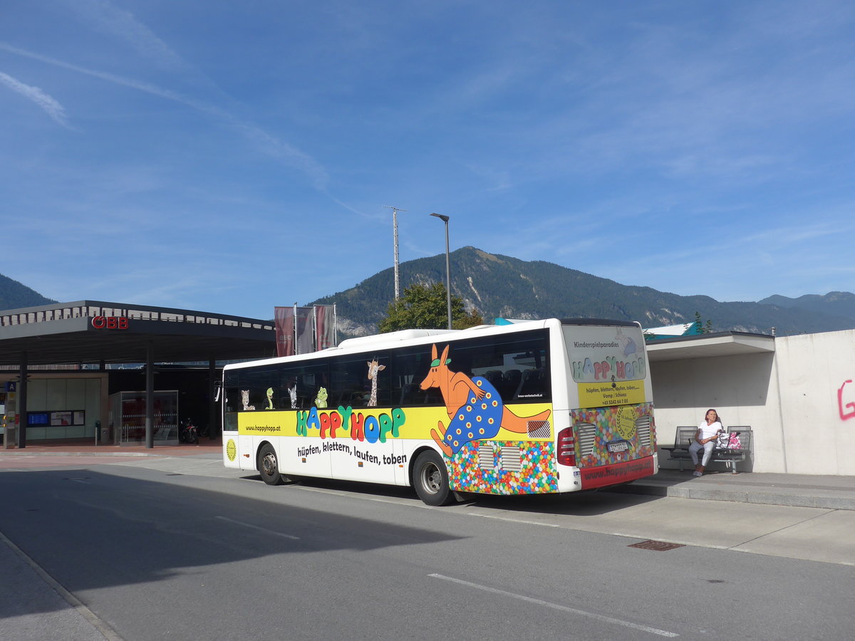 (196'820) - Ledermair, Schwaz - SZ 132 ZL - Mercedes am 11. September 2018 beim Bahnhof Brixlegg