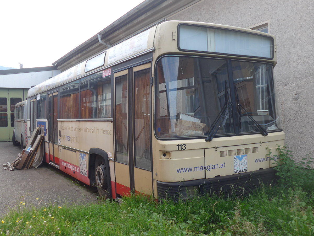 (197'127) - SSV Salzburg (POS) - Nr. 113 - Steyr Trolleybus am 13. September 2018 in Salzburg, Betriebshof