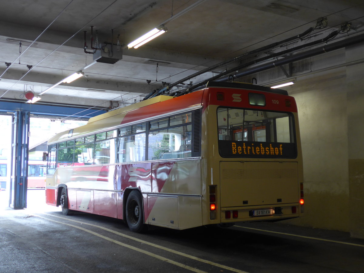 (197'129) - SSV Salzburg (POS) - Nr. 109/S 161 KW - Steyr Trolleybus am 13. September 2018 in Salzburg, Betriebshof