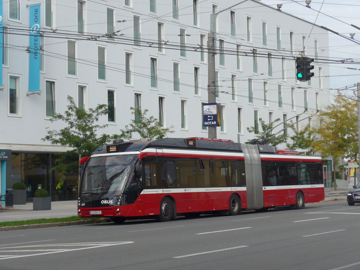 (197'150) - OBUS Salzburg - Nr. 363/S 290 TO - Solaris Gelenktrolleybus am 13. September 2018 in Salzburg, Polizeidirektion