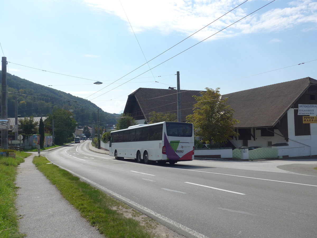 (197'203) - PostBus - BD 13'896 - Mercedes am 13. September 2018 in Mayrwies, Daxluegstrasse