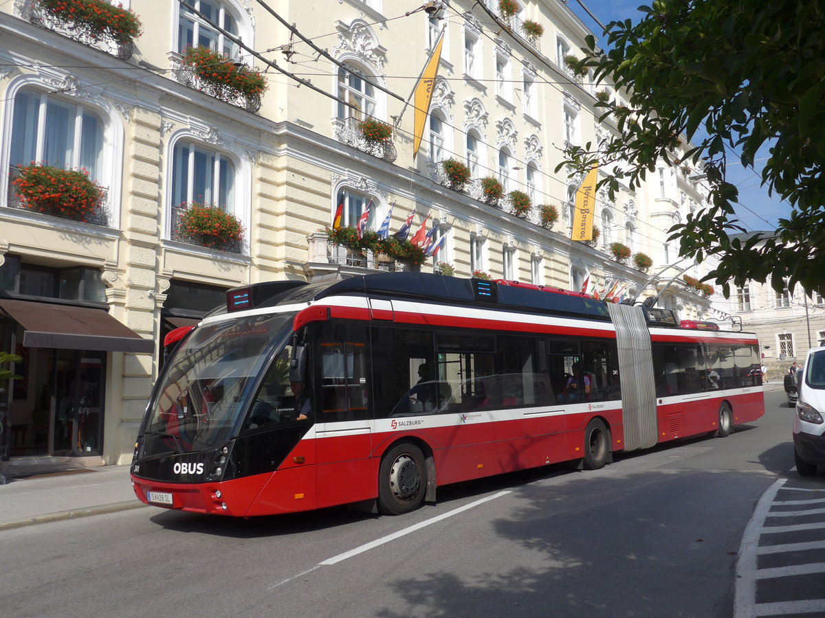 (197'264) - OBUS Salzburg - Nr. 341/S 428 SL - Solaris Gelenktrolleybus am 13. September 2018 in Salzburg, Makartplatz