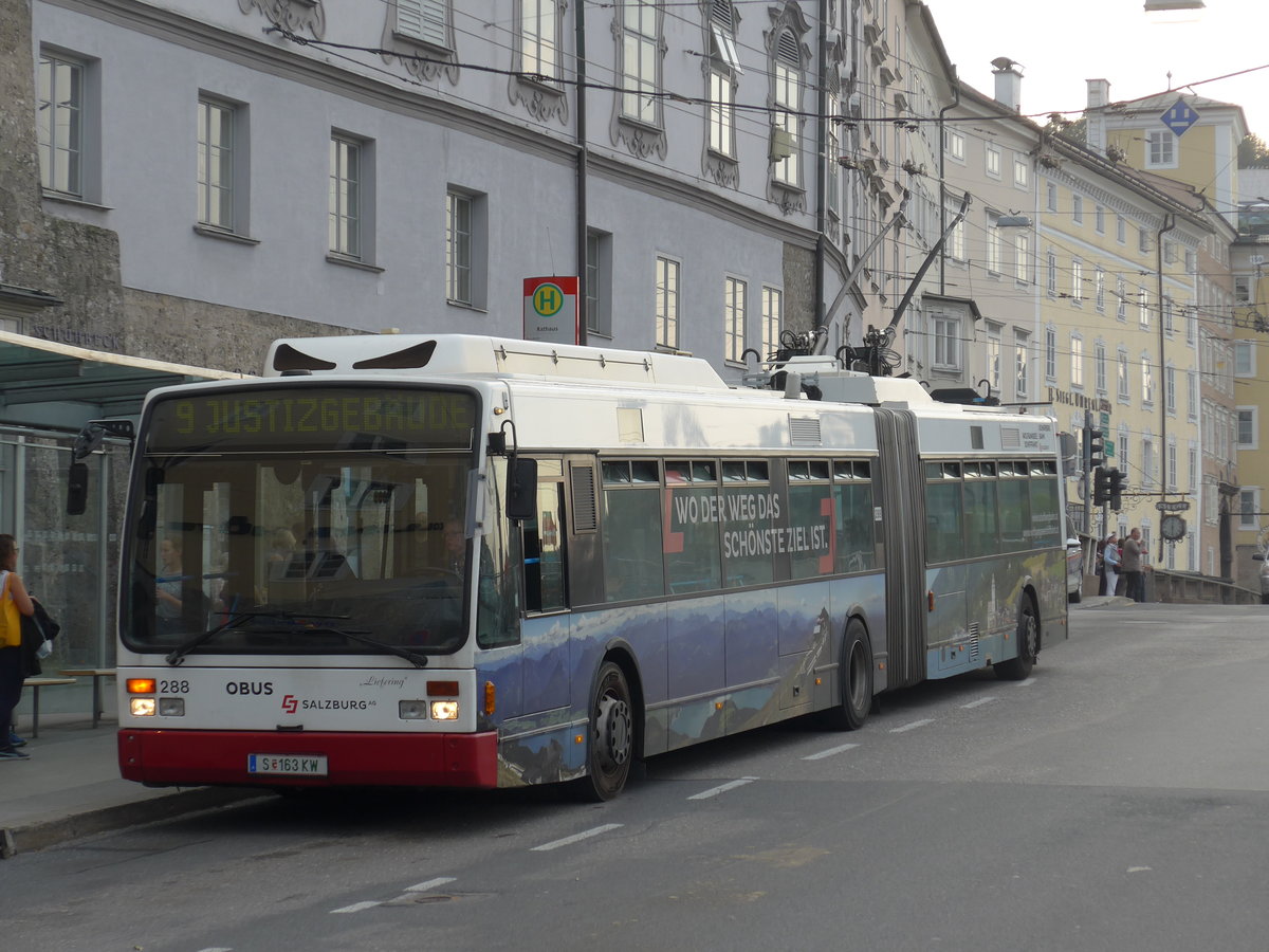 (197'395) - OBUS Salzburg - Nr. 288/S 163 KW - Van Hool Gelenktrolleybus am 13. September 2018 in Salzburg, Rathaus