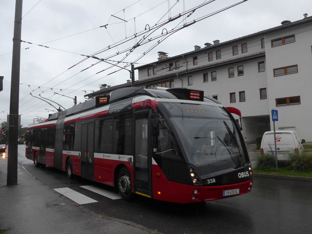 (197'427) - OBUS Salzburg - Nr. 338/S 426 SL - Solaris Gelenktrolleybus am 14. September 2018 beim Bahnhof Salzburg Sd