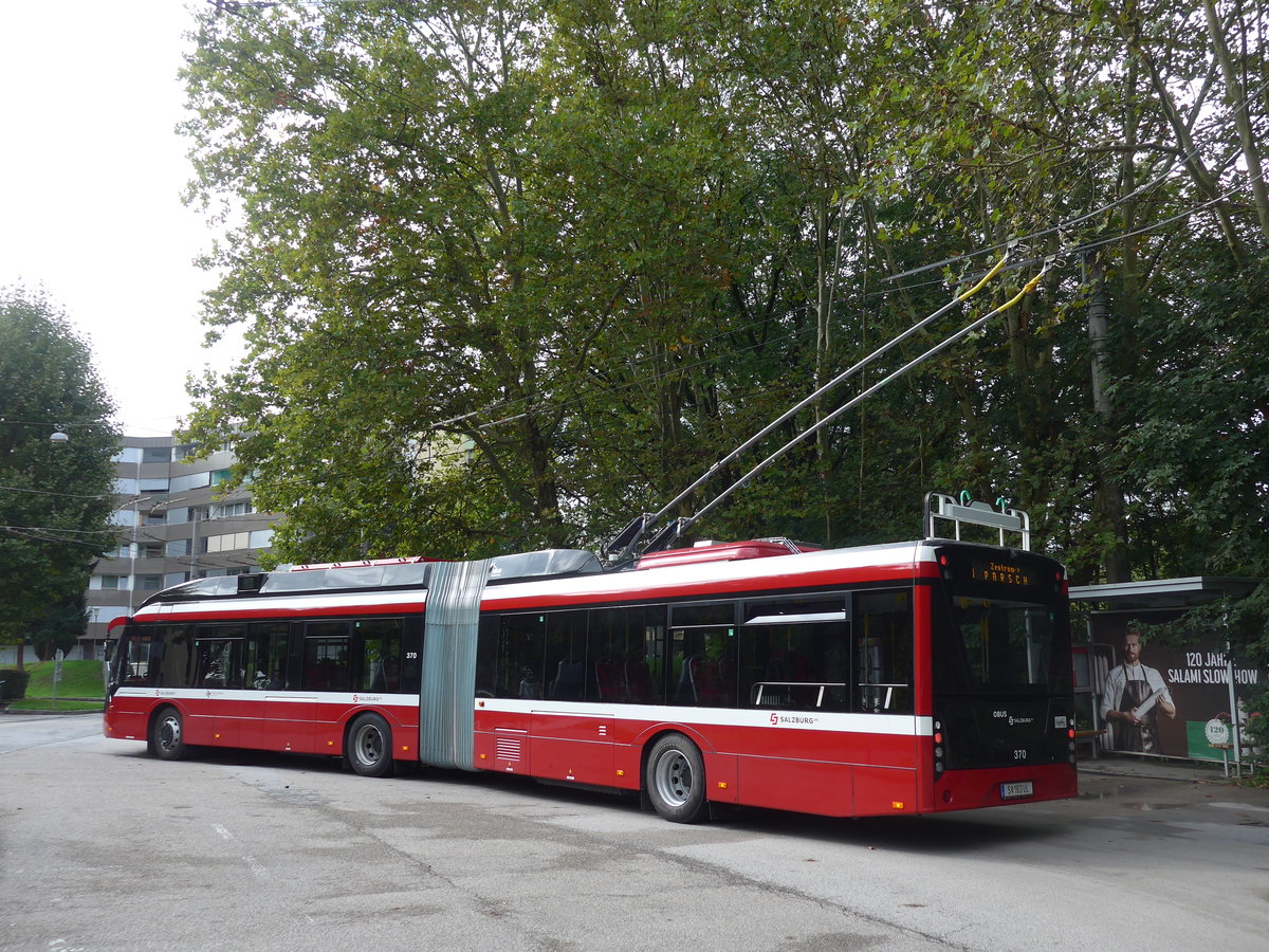 (197'542) - OBUS Salzburg - Nr. 370/S 163 UL - Solaris Gelenktrolleybus am 14. September 2018 in Salzburg, Itzling West