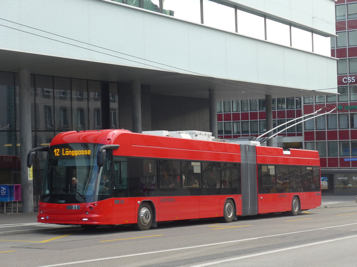 (198'113) - Bernmobil, Bern - Nr. 31 - Hess/Hess Gelenktrolleybus am 7. Oktober 2018 in Bern, Schanzenstrasse