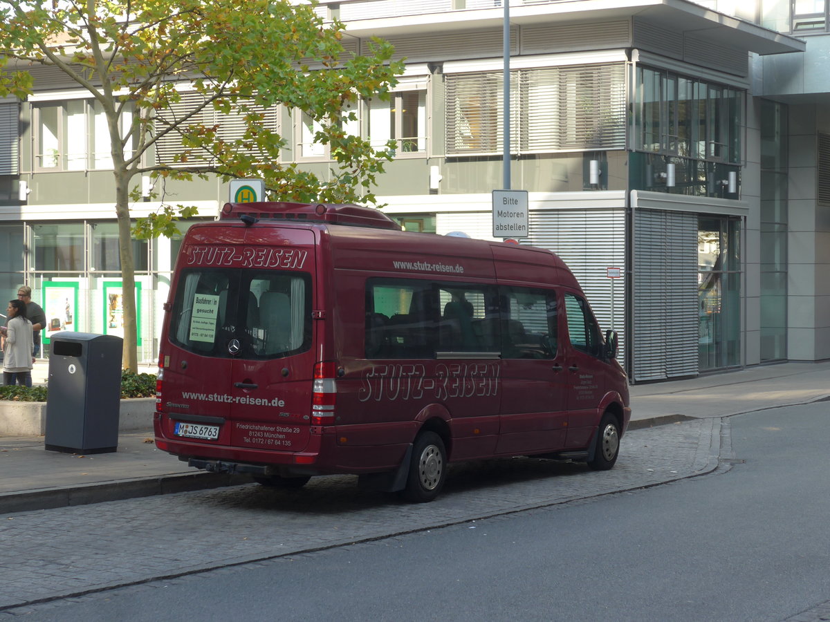 (198'366) - Stutz, Mnchen - M-JS 6763 - Mercedes am 17. Oktober 2018 in Nrnberg, Zentraler Busbahnhof