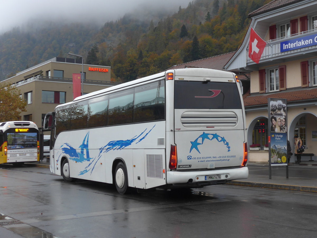 (199'163) - Aus Griechenland: Alexis, Egaleo - IMN-1476 - Scania/Noge am 29. Oktober 2018 beim Bahnhof Interlaken Ost