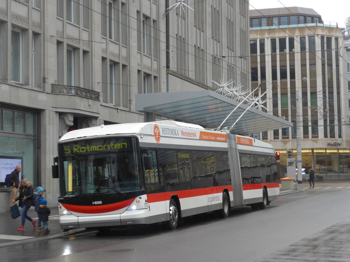 (199'475) - St. Gallerbus, St. Gallen - Nr. 172 - Hess/Hess Gelenktrolleybus am 24. November 2018 beim Bahnhof St. Gallen