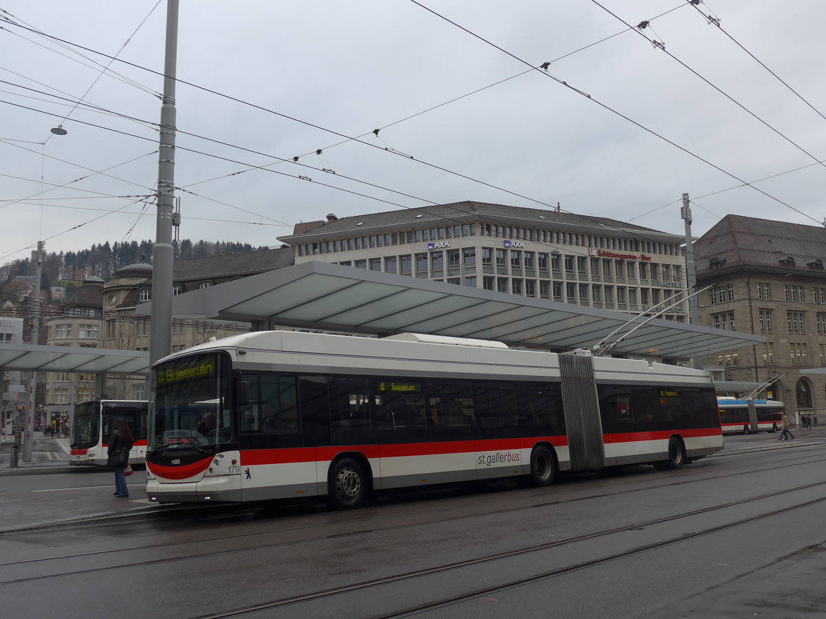 (199'487) - St. Gallerbus, St. Gallen - Nr. 179 - Hess/Hess Gelenktrolleybus am 24. November 2018 beim Bahnhof St. Gallen
