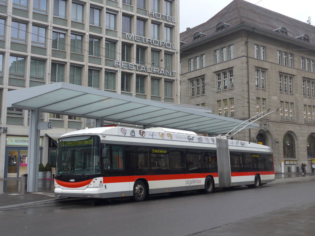 (199'511) - St. Gallerbus, St. Gallen - Nr. 174 - Hess/Hess Gelenktrolleybus am 24. November 2018 beim Bahnhof St. Gallen