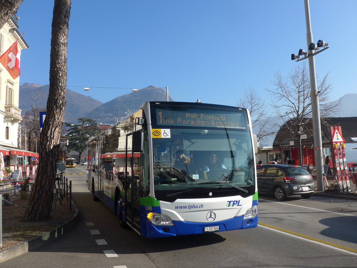(199'725) - TPL Lugano - Nr. 316/TI 297'004 - Mercedes am 7. Dezember 2018 in Lugano, Piazza Rezzonico