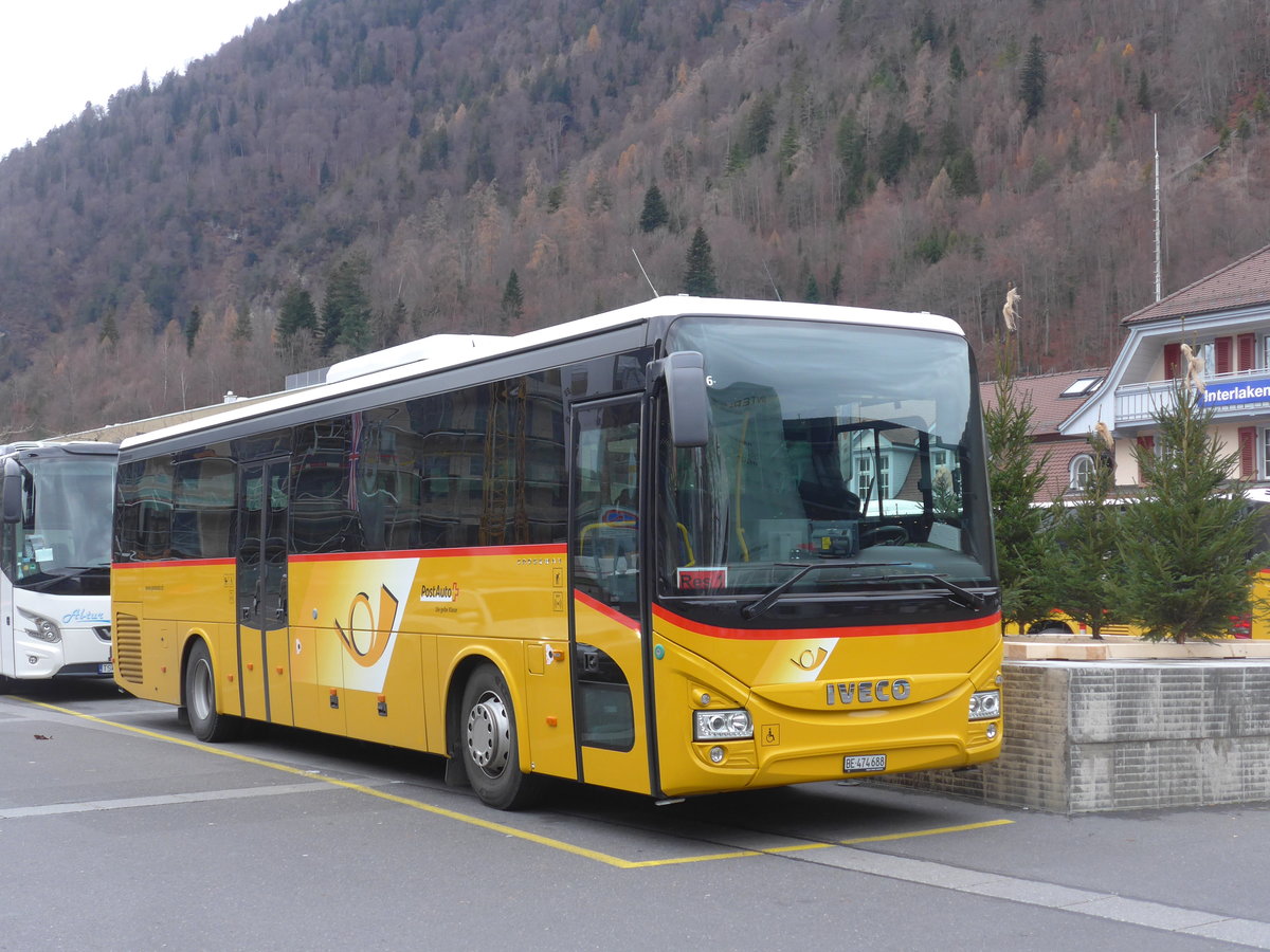 (199'865) - PostAuto Bern - BE 474'688 - Iveco am 8. Dezember 2018 beim Bahnhof Interlaken Ost