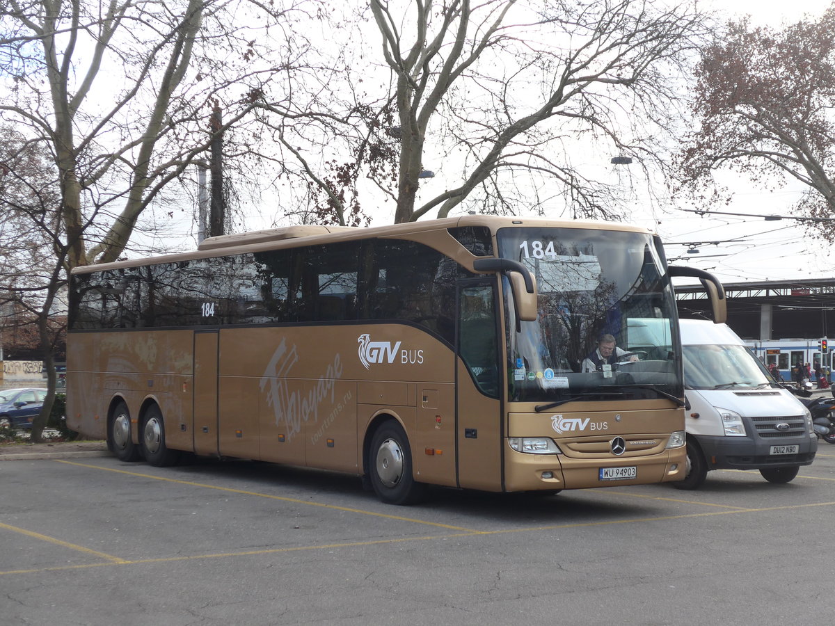 (200'629) - Aus Polien: GTV Bus, Ozimek - Nr. 184/WU 94'903 - Mercedes am 2. Januar 2019 in Zrich, Sihlquai