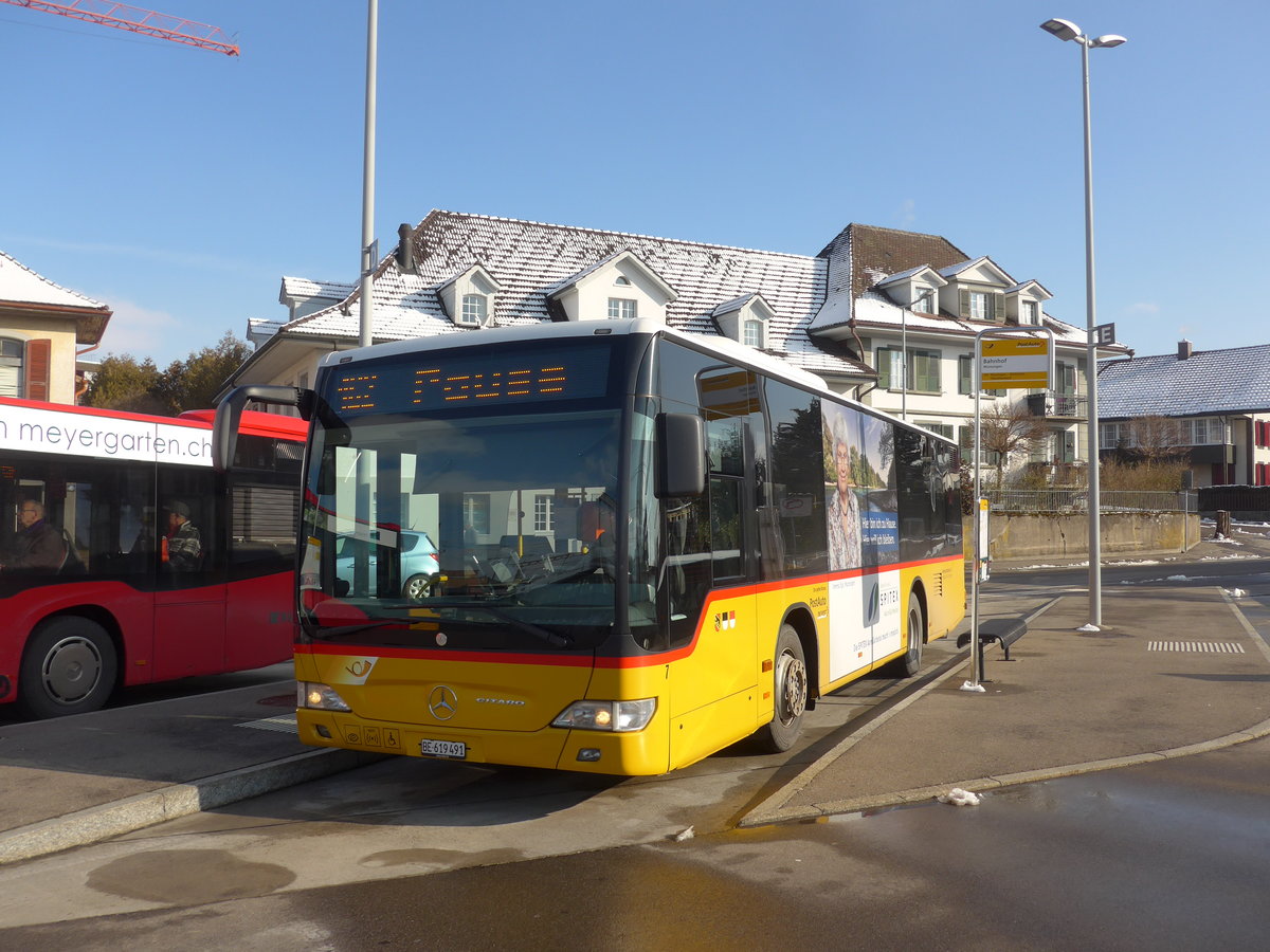 (201'463) - Lengacher, Wichtrach - Nr. 7/BE 619'491 - Mercedes am 4. Februar 2019 beim Bahnhof Mnsingen