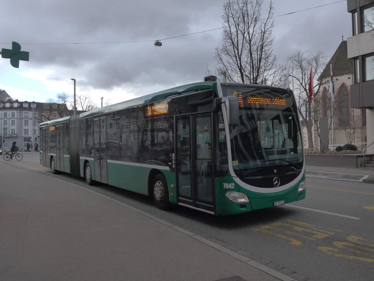 (201'513) - BVB Basel - Nr. 7043/BS 99'343 - Mercedes am 11. Februar 2019 in Basel, Claragraben