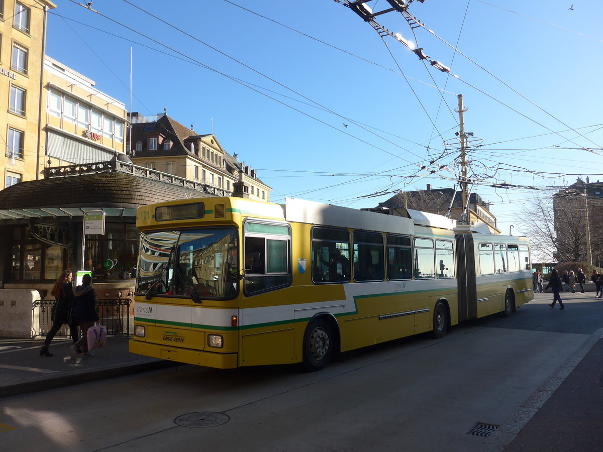 (201'656) - transN, La Chaux-de-Fonds - Nr. 101 - NAW/Hess Gelenktrolleybus (ex TN Neuchtel Nr. 101) am 16. Februar 2019 in Neuchtel, Place Pury
