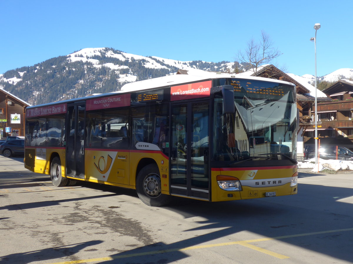 (201'698) - Kbli, Gstaad - Nr. 5/BE 366'987 - Setra am 17. Februar 2019 beim Bahnhof Gstaad