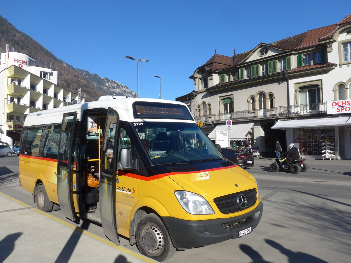 (201'734) - PostAuto Bern - BE 477'965 - Mercedes am 18. Februar 2019 beim Bahnhof Interlaken West