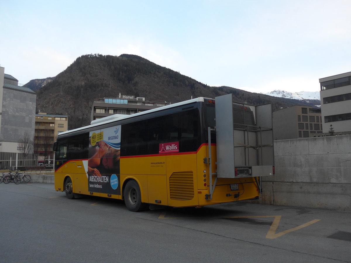 (201'920) - Autotour, Visp - VS 86'620 - Irisbus am 3. Mrz 2019 beim Bahnhof Visp