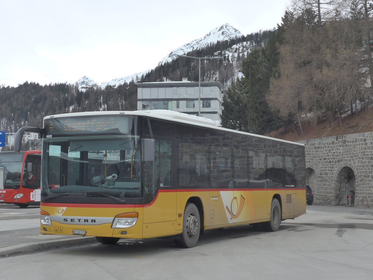 (202'123) - PostAuto Graubnden - GR 102'375 - Setra am 10. Mrz 2019 beim Bahnhof St. Moritz