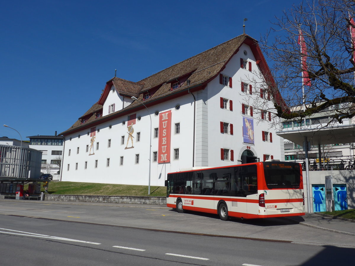 (202'842) - AAGS Schwyz - Nr. 24/SZ 30'024 - Mercedes am 22. Mrz 2019 in Schwyz, Post