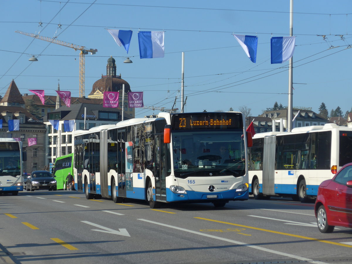 (203'383) - VBL Luzern - Nr. 165/LU 173'571 - Mercedes am 30. Mrz 2019 in Luzern, Bahnhofbrcke