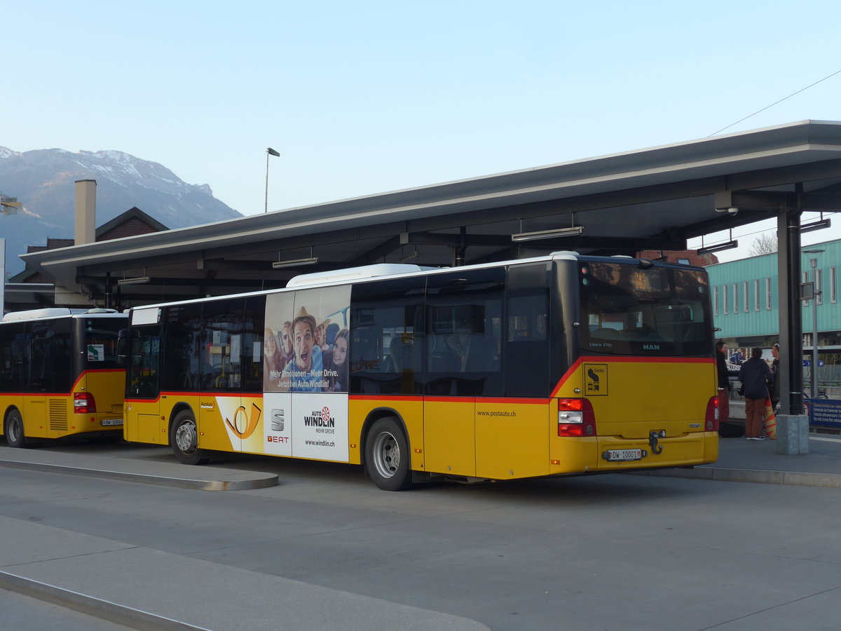 (203'423) - PostAuto Zentralschweiz - Nr. 9/OW 10'001 - MAN (ex Dillier, Sarnen Nr. 9) am 30. Mrz 2019 beim Bahnhof Sarnen