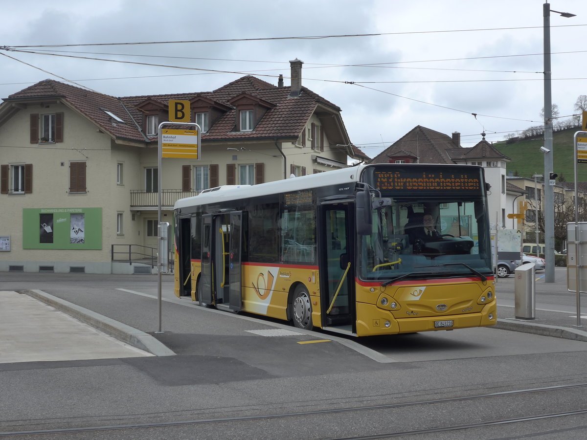 (203'497) - PostAuto Bern - Nr. 216/BE 843'216 - Heuliez am 7. April 2019 beim Bahnhof Worb Dorf